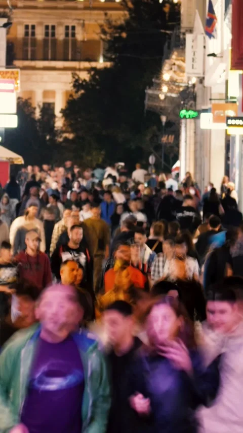 Dynamic timelapse crowd people walking busy city street night 库存影片 317067403