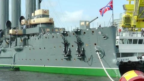 E Aurora at the granite mooring on Neva river Embankment. Stock Footage 340553764