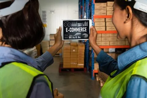 E-commerce data software provide modish dashboard for sale analysis Stock Photos