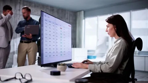 E Invoice Software. Checking Electronic Statement Stock Footage 292209893