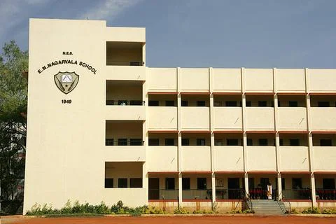 E. N. Nagarvala School building ; Kalyani nagar ; Pune ; Maharashtra ; Ind... Fotos de archivo