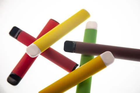 E-SMOKE. E-VAPE. Electronic cigarette sticks isolated on white background. Foto stock