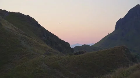 Eagle going out to hunt in komodo island 库存影片 147101113