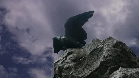 Eagle statue on sky 스톡 동영상 115031753