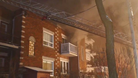 Early arrival at structure fire Stock Footage 101994502