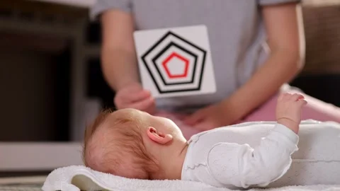 Early Developmental Eye Tracking Observation. Infant Visual Attention Testing 库存影片 331201038