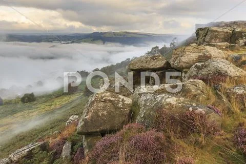 Early morning fog, partial temperature inversion, Curbar Edge, Peak District Stock Photos