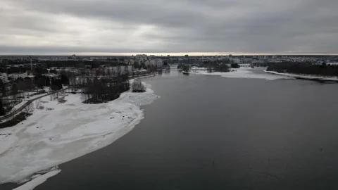 Early spring aerial view in Oulu, Finland 库存影片 331119990
