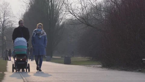 Early spring walk in the park Stock-Footage 151294707