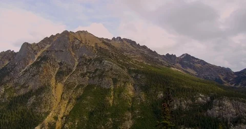 Early Winters Spires on a fall day at Washington Pass in the North Cascades Video stock 98249080