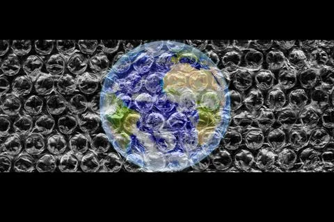 Earth in bubble wrap plastic concept of protecting earth, plastic pollution Fotos de archivo