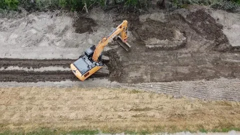 Earth moving excavator Vídeo Stock 132393342