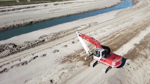 Earth moving excavator Stock-Footage 152048665