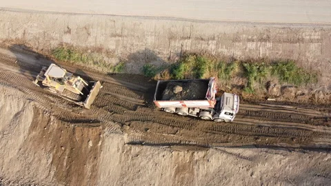 Earth moving machine Stock Footage 164250081