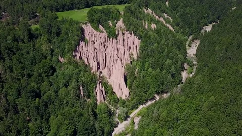 Earth pyramids of Ritten 動画素材 84666201