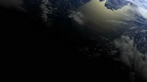 Earth from space. The camera moves towards the sun. The horizon is rotated to 스톡 동영상 137918028