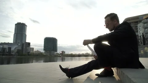 Easily accept the problem Video stock 91139251