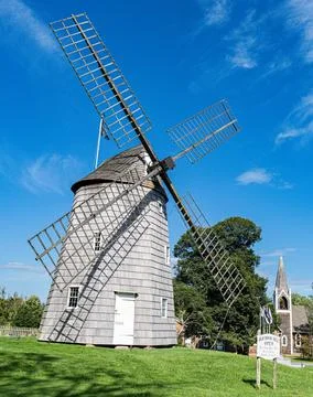 East Hampton Hook Windmill in Long Island, NY. Stockfoto's