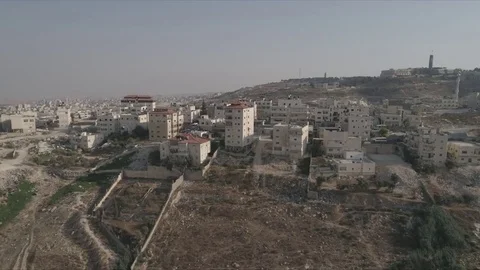 East Jerusalem Security barrier wall divide between Palestinian and Israeli Vídeo Stock 80399390
