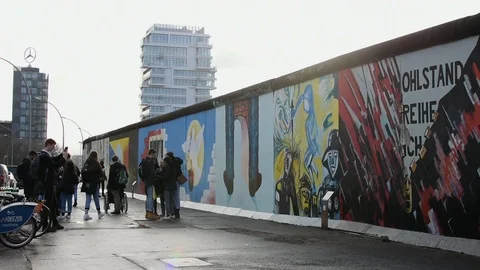 The East Side Gallery 스톡 동영상 101054240