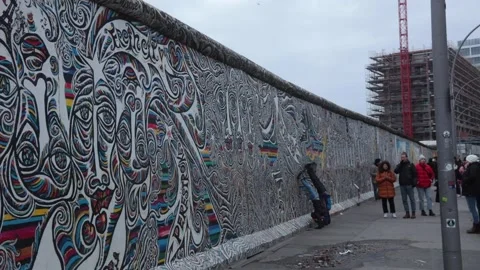 East side gallery Stock Footage 170488866