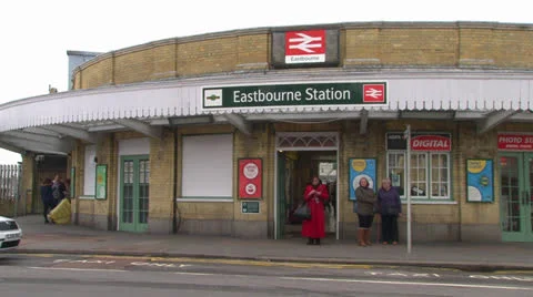 Eastbourne Station Video stock 23866095
