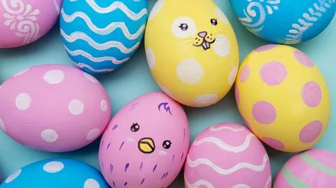 Easter background colorful pattern painted eggs 스톡 사진