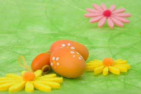Easter background. easter eggs and flowers. Stock Photos