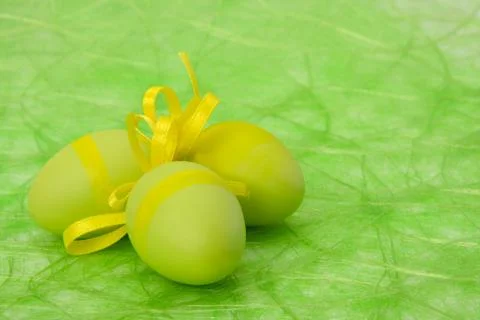 Easter background. easter eggs and flowers. Stock Photos