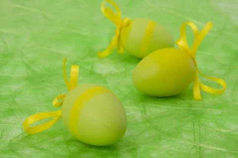 Easter background. easter eggs and flowers. Stock Photos
