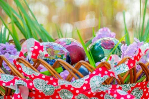 Easter basket with easter eggs decoration Stock Photos
