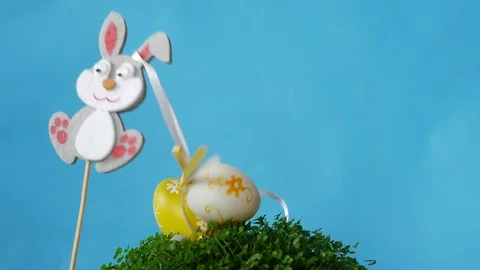 The Easter bunnies found Easter eggs. Free space to add text. 库存影片 87999196