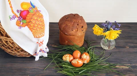 Easter cake and colored eggs Stock Footage 61689290