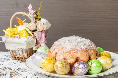 Easter cake and eggs Stock Photos