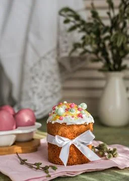 Easter cake and painted Easter eggs Stock Photos