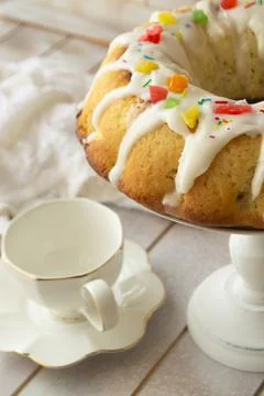 Easter cake, Bundt cake, easter concept, panettone. still life of food in whi Stock Photos