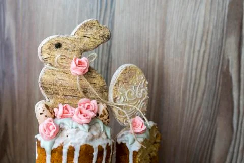 Easter cake. Gingerbread in the form of chicken and rabbit. Stock Photos