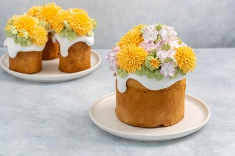 Easter cake on a light background, close-up Stock Photos