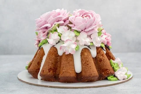 Easter cake on a light background, close-up Stock Photos