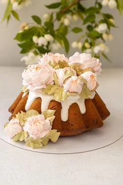 Easter cake. Traditional Easter baking. Easter holiday. Close-up. Stock Photos