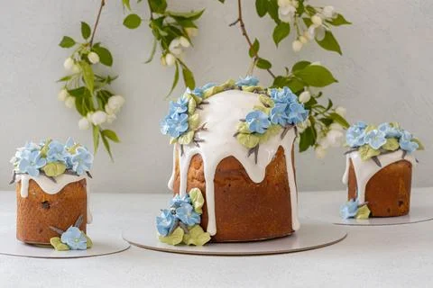 Easter cake. Traditional Easter baking. Easter holiday. Close-up. Stock Photos