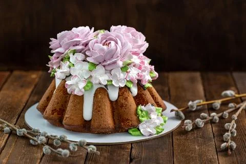 Easter cake on a wooden table, close-up, rustic Stock Photos