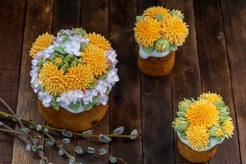 Easter cake on a wooden table, close-up, rustic Stock Photos