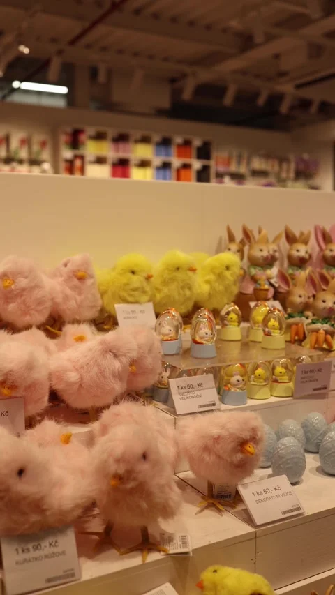 Easter chicks decor concept Stock Footage 331232939