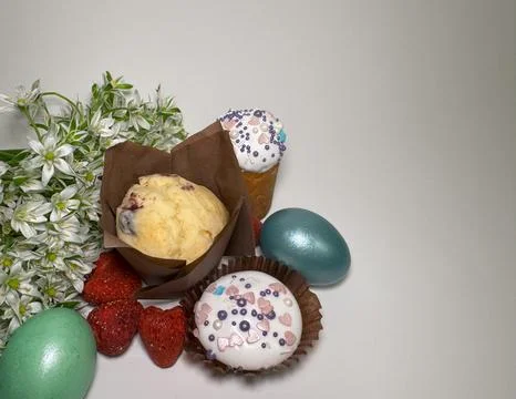 Easter composition with decorated cupcakes Stock Photos