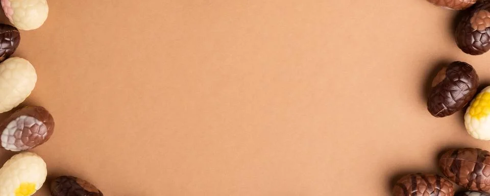 Easter composition of Easter chocolate eggs Stock Photos