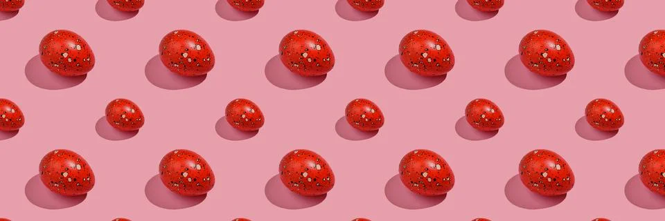 Easter composition pattern in red shades. Painted eggs on a pink background. 스톡 사진