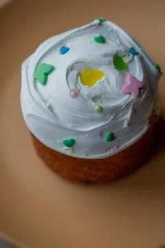 Easter cupcake on a plate. Easter, cupcake, holiday. Plate with easter cupcak Stock Photos