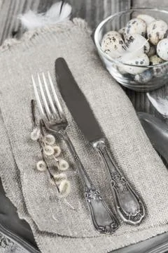Easter decoration with ancient silverware Foto stock