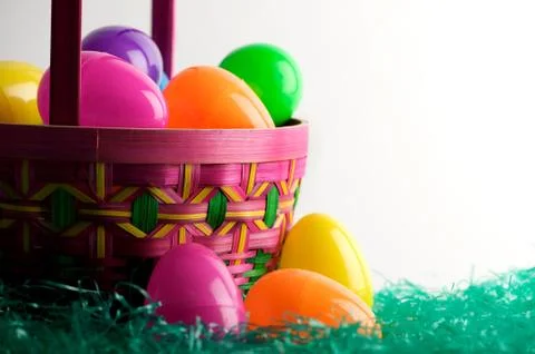 Easter egg basket Foto stock